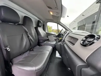 Photo 6 Renault Trafic III FG GCF L1H1 1200 Energy dCi 125 E6