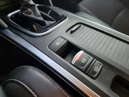 Photo 19 Renault Megane IV Berline Intens E-Tech hybride rech 160 -21N