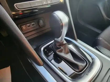 Photo 18 Renault Megane IV Berline Intens E-Tech hybride rech 160 -21N