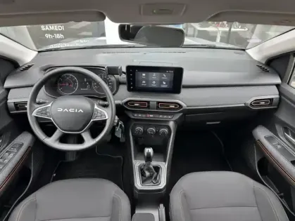 Photo 3 Dacia Sandero Stepway III Expression TCe 90 CVT