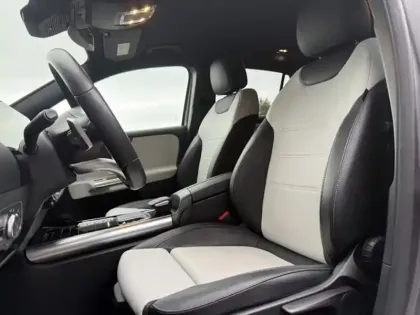 Photo 17 Mercedes GLA 250 e AMG Line