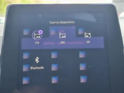 Photo 13 Renault Clio V Intens Blue dCi 115