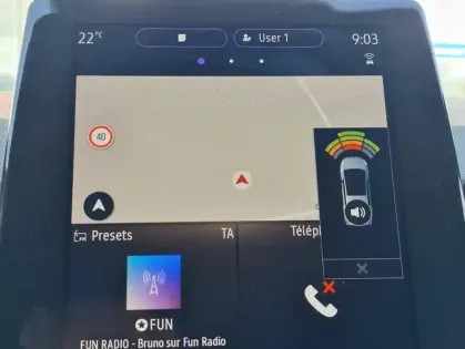 Photo 33 Renault Clio V Intens Blue dCi 115