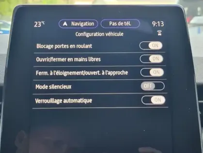 Photo 32 Renault Clio V Intens Blue dCi 115