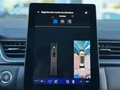 Photo 6 Renault Symbioz iconic E-Tech full hybrid 160