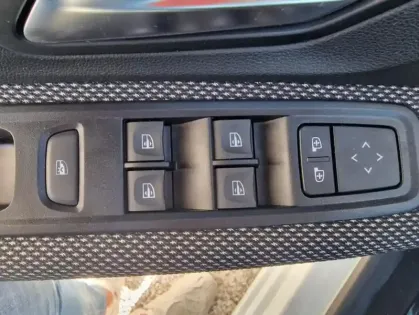 Photo 24 Dacia Sandero Confort SCe 65 -22