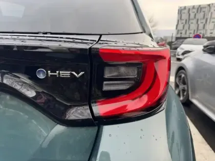 Photo 14 Toyota Yaris Hybride 116h Design PAC