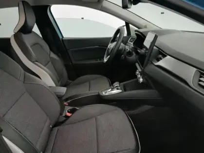 Photo 13 Renault Captur E-Tech Plug-in 160 Intens