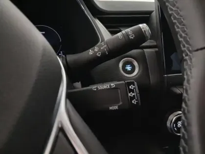 Photo 23 Renault Captur E-Tech Plug-in 160 Intens