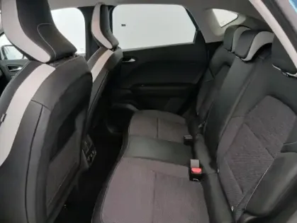 Photo 14 Renault Captur E-Tech Plug-in 160 Intens