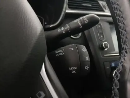 Photo 26 Renault Kadjar Blue dCi 115 Intens