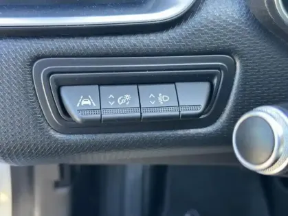 Photo 20 Renault Clio V Business E-Tech hybride 140 -21N