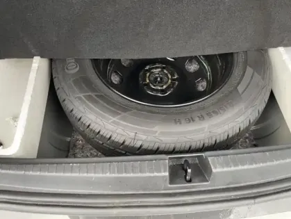 Photo 38 Dacia Duster II Prestige Blue dCi 115 4x4