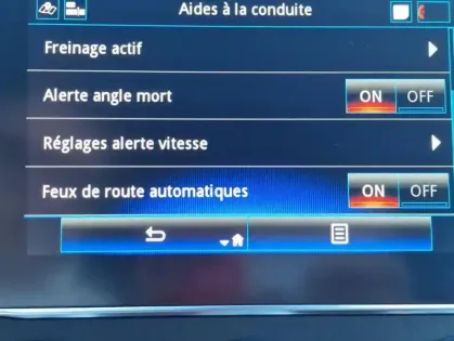 Photo 9 Renault Kadjar Intens TCe 140 EDC FAP