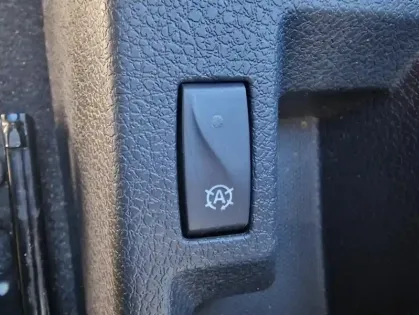 Photo 19 Dacia Sandero Stepway Blue dCi 95