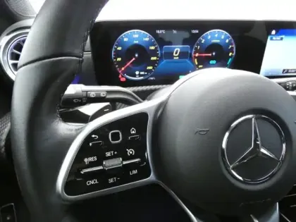 Photo 14 Mercedes Classe A Gén. IV (W177) Ph1 Business Line 5