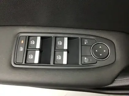 Photo 16 Renault Captur Nouveau TCe 90 Evolution