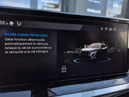 Photo 57 Peugeot 2008 II Hybrid 136 e-DCS6 ALLURE