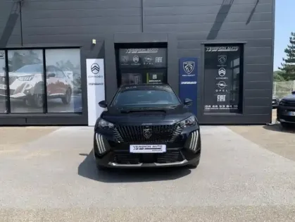 Photo 18 Peugeot 2008 II Hybrid 136 e-DCS6 ALLURE