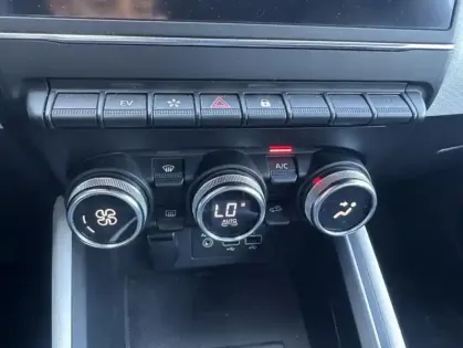 Photo 16 Renault Clio V Intens E-TECH 140 -21