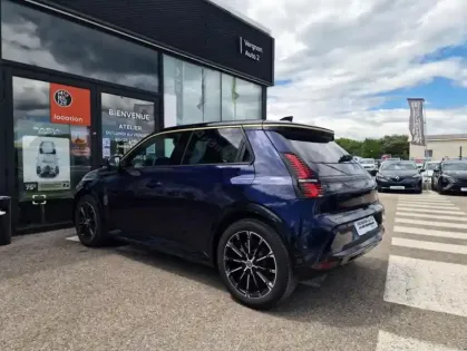 Photo 22 Renault 5 III iconic cinq 10 ch autonomie confort