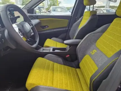 Photo 17 Renault 5 III iconic cinq 10 ch autonomie confort