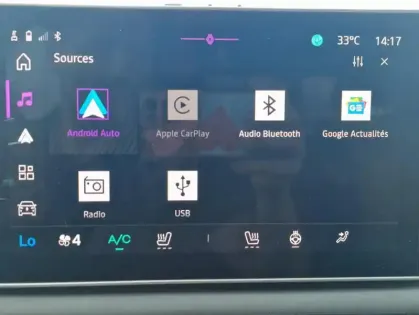 Photo 34 Renault 5 III iconic cinq 10 ch autonomie confort