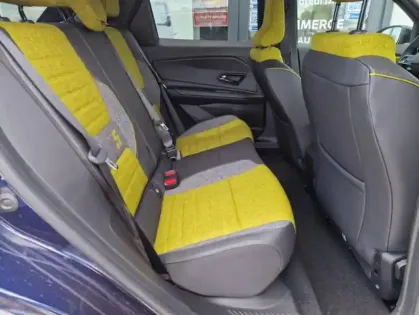 Photo 38 Renault 5 III iconic cinq 10 ch autonomie confort