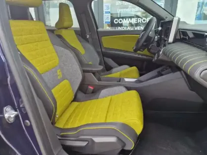 Photo 37 Renault 5 III iconic cinq 10 ch autonomie confort