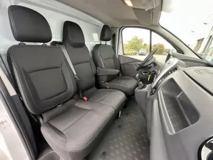 Photo 5 Renault Trafic III NV FG GCF L1H1 1200 dCi 120