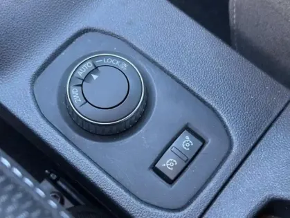 Photo 10 Dacia Duster II Confort Blue dCi 115 4x4