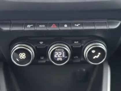 Photo 22 Dacia Duster II Prestige TCe 130 FAP 4x2 E6U