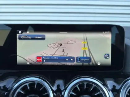 Photo 16 Mercedes Classe B 200 d AMG Line