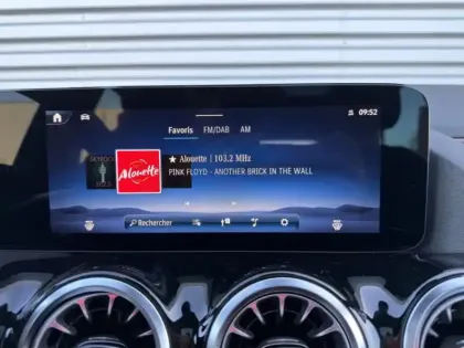 Photo 15 Mercedes Classe B 200 d AMG Line