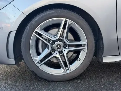 Photo 5 Mercedes Classe B 200 d AMG Line