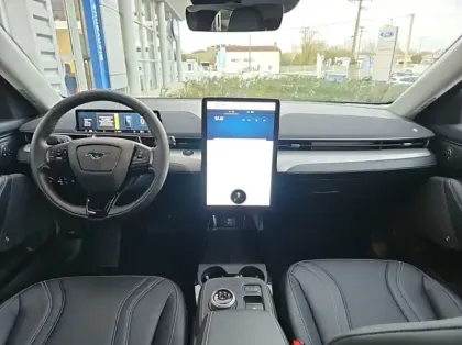 Photo 2 Ford Mustang mach-E 269ch Standard Range 72,6kWh Propulsion