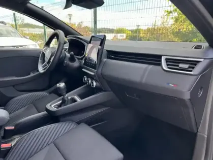 Photo 30 Renault Clio V Esprit Alpine TCe 90 -24