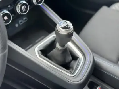 Photo 14 Renault Clio V Esprit Alpine TCe 90 -24