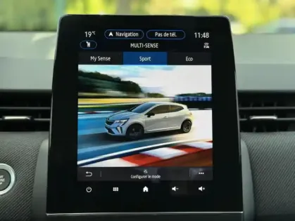 Photo 8 Renault Clio V Esprit Alpine TCe 90 -24