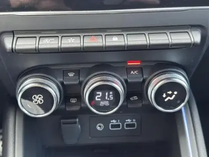 Photo 25 Renault Clio V Esprit Alpine TCe 90 -24