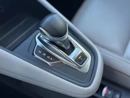 Photo 4 Renault Captur II Initiale Paris TCe 155 EDC FAP