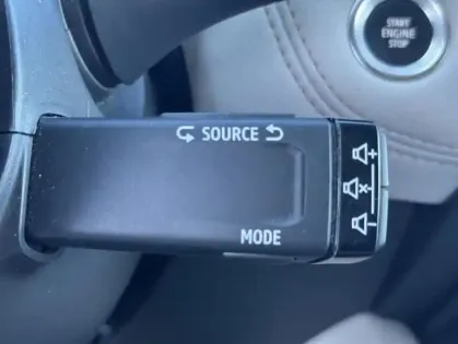 Photo 25 Renault Captur II Initiale Paris TCe 155 EDC FAP