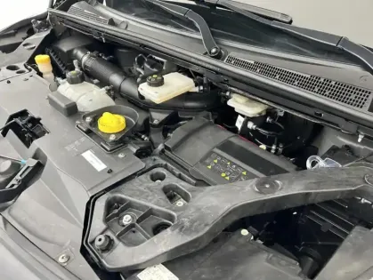 Photo 20 Renault Trafic Combi RED Edition L2 2.0 Blue dCi 150ch EDC 9 places Suréquipé