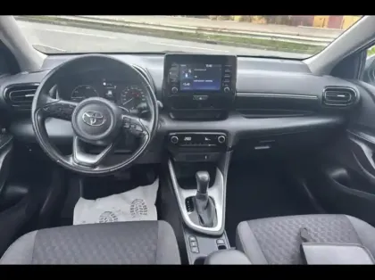 Photo 11 Toyota Yaris  116h Dynamic  MY22 NG