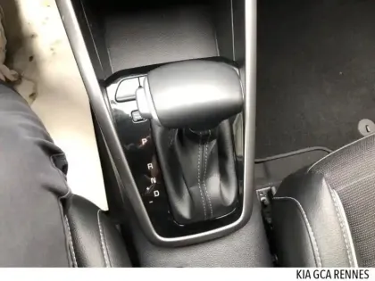 Photo 13 Kia Stonic  1.0 T-GDi 120ch MHEV GT Line DCT7