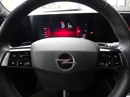 Photo 10 Opel Astra  1.6 Turbo 180ch Hybrid GS BVA8