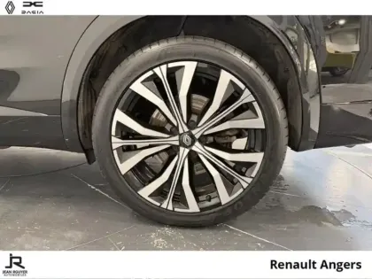 Photo 7 Renault Espace  E-Tech full hybrid 200ch Iconic 7 places