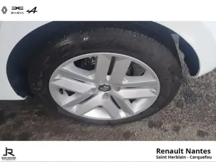 Photo 7 Renault Clio  1.0 TCe 100ch Business - 20