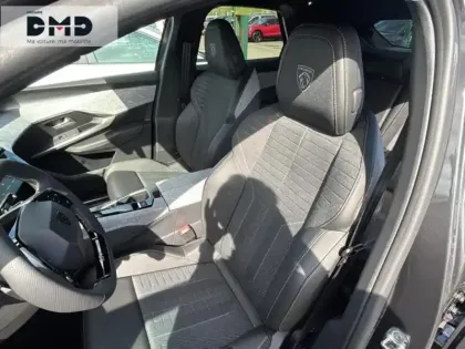 Photo 8 Peugeot 3008  1.2 Hybrid 145ch GT e-DCS6