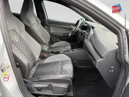 Photo 8 Volkswagen Golf  1.5 eTSI OPF 150ch R-Line DSG7